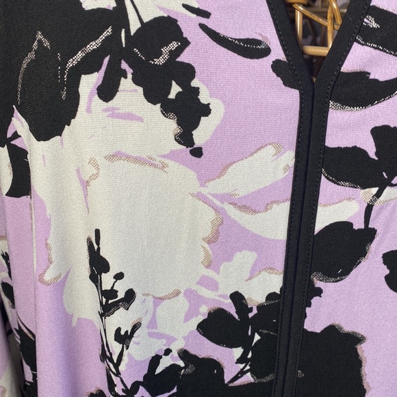 Tunic - Picture 2 of 12